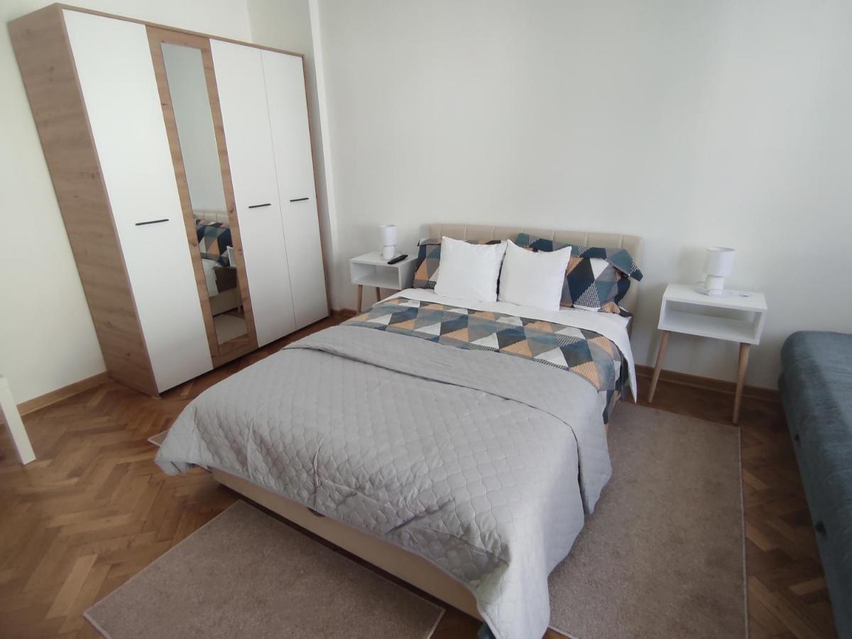 Apartman Nicolas Belgrade Exterior photo