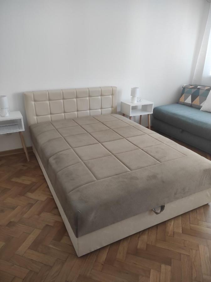 Apartman Nicolas Belgrade Exterior photo